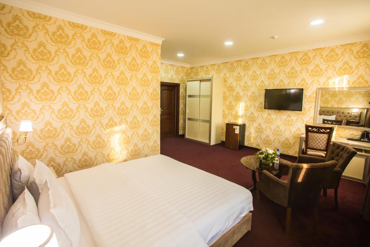 Hotel Grand Capital タシュケント エクステリア 写真