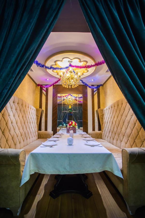 Hotel Grand Capital タシュケント エクステリア 写真